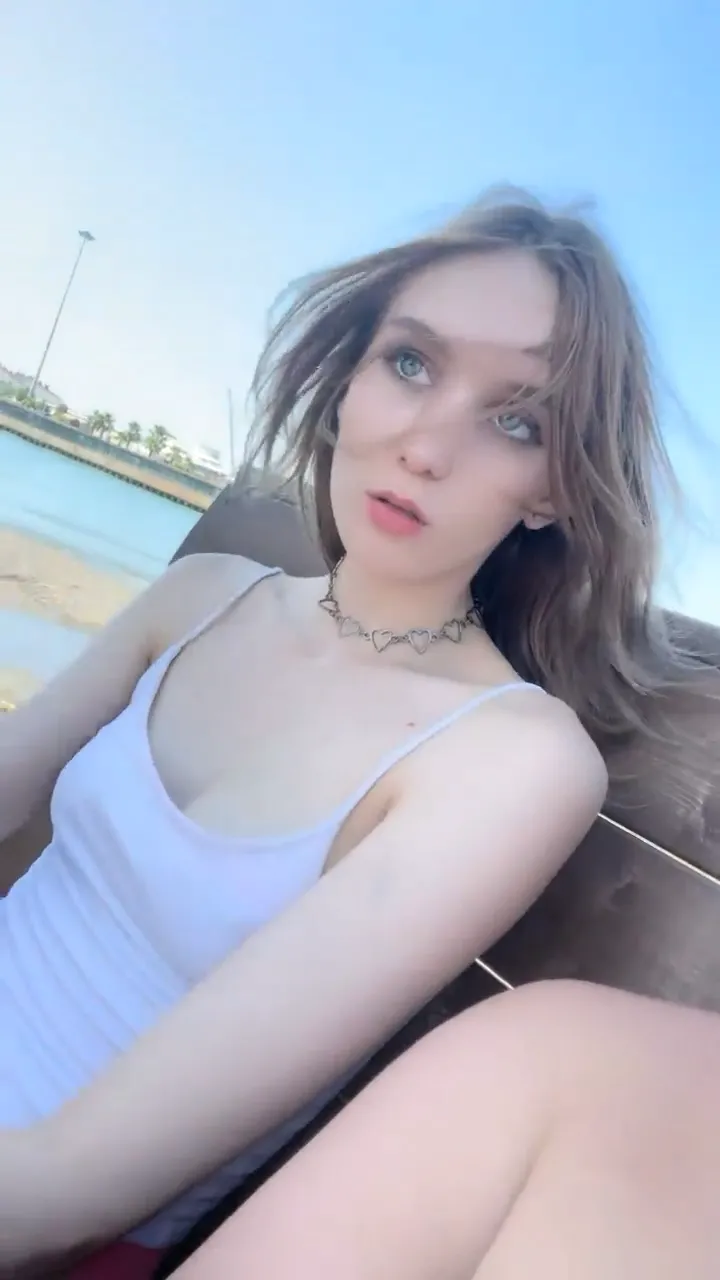 [直播] 海边搭讪超极品女神 【户外挑战】成功拿下 无套插入 太他妈爽了 有的直接带回家多人运动  6